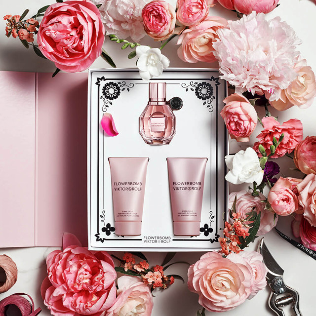 Flowerbomb | Coffret Eau de Parfum, Gel douche et Lait corps