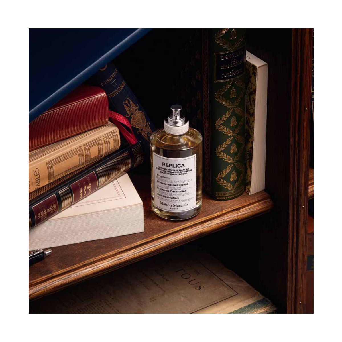 Replica Whispers in the Library Eau de toilette MAISON MARGIELA Parfumerie Burdin