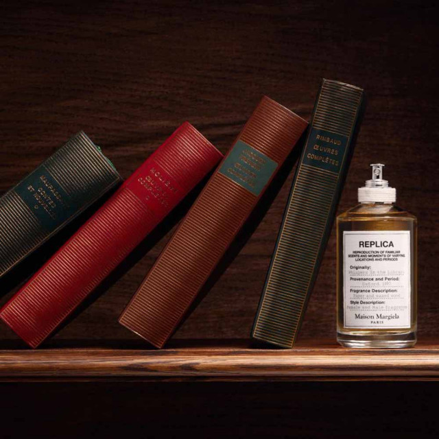 Replica Whispers in the Library | Eau de toilette