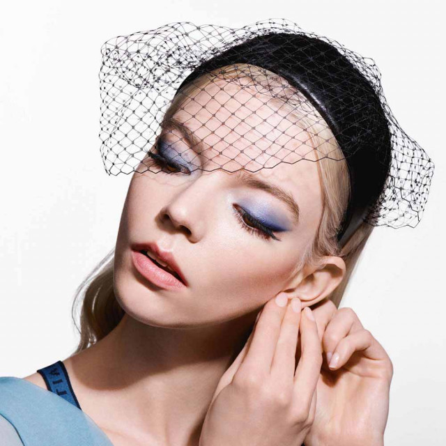 DIORSHOW ICONIC OVERCURL | Mascara volume & courbe spectaculaires - tenue 24h* - soin des cils effet fortifiant