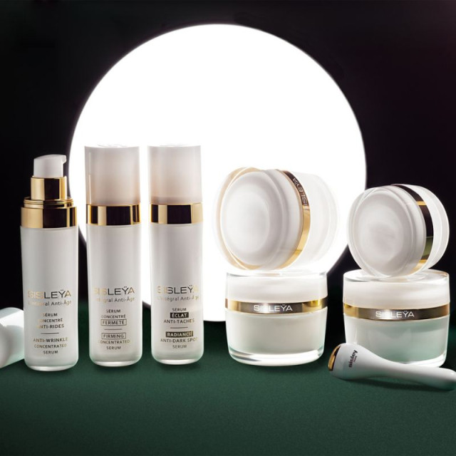 Sisleÿa l'intégral anti-âge | Sérum éclat anti-taches Sisleÿa l'intégral anti-âge | Sérum éclat anti-taches