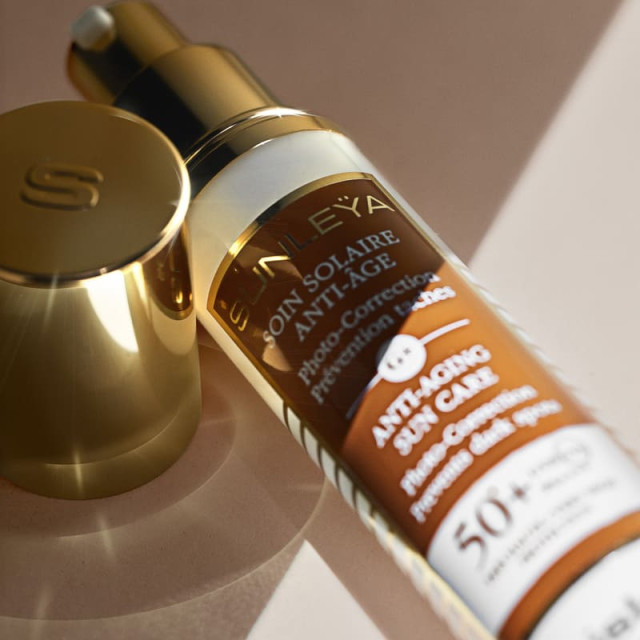 Sunleÿa | Soin Solaire Anti-Âge SPF50+
