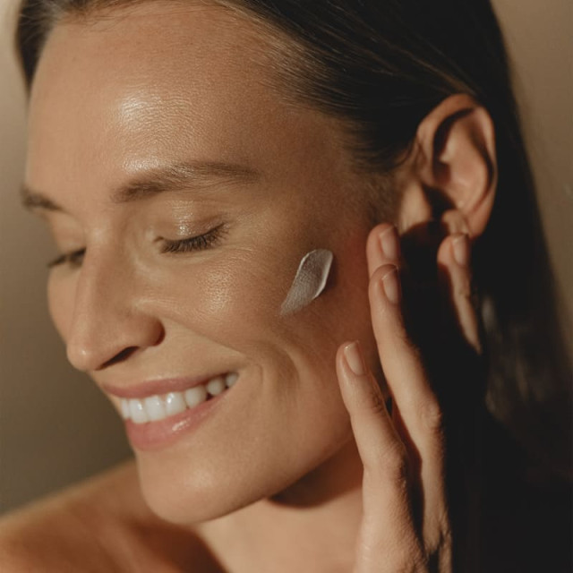 Sunleÿa | Soin Solaire Anti-Âge SPF30