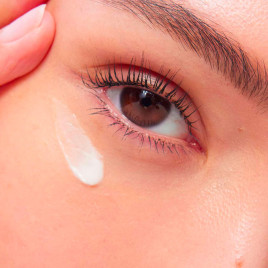 Total Eye Lift | Contour des yeux anti-âge rechargeable