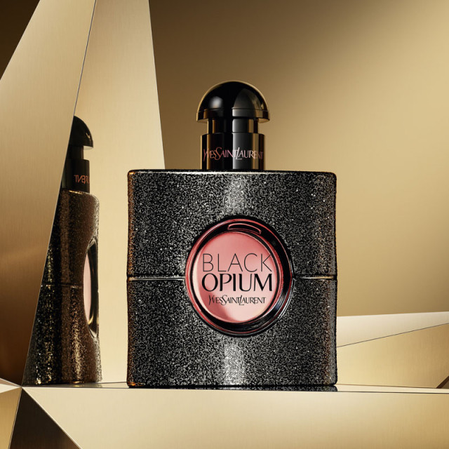 Black Opium | Coffret Eau de Parfum, vaporisateur de sac et lait corps Black Opium | Coffret Eau de Parfum, vaporisateur de sac et lait corps