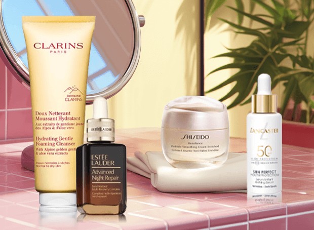 Le secret d’une peau éclatante : maîtriser l’art du layering matin & soir