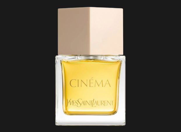Cinéma : le parfum qui rend hommage au grand amour d'Yves Saint Laurent pour le 7e art